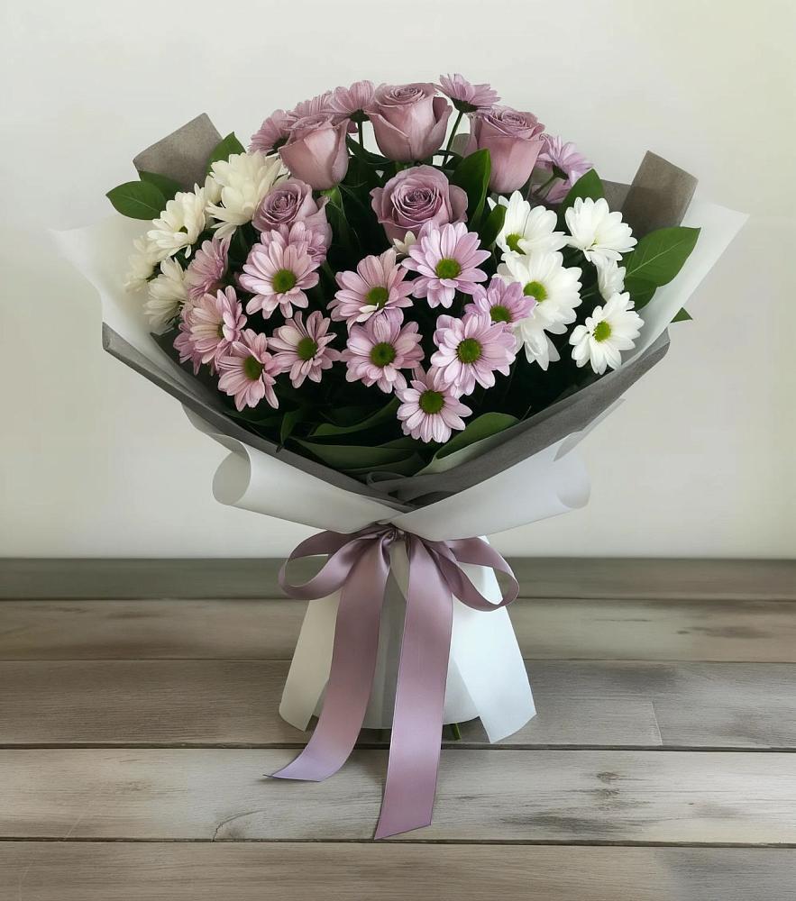 Букет цветов из: Хризантемы и Розы в Новоалександровске