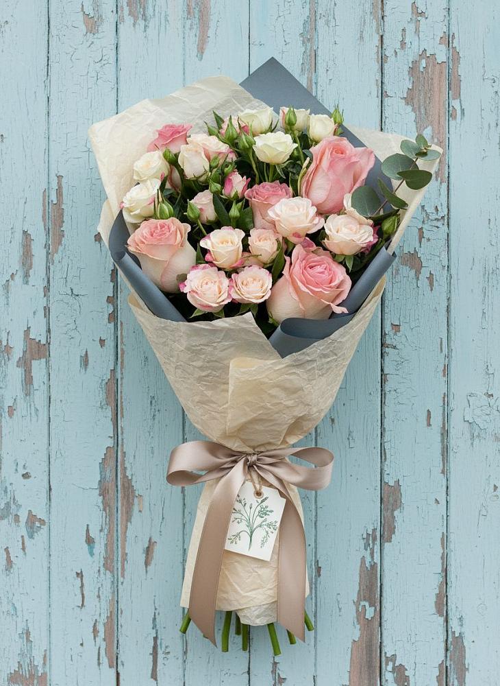 Букет цветов из: Розы в Новоалександровске