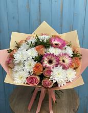 Букет цветов из:  Розы, Герберы и Хризантемы в Новоалександровске