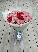 Букет цветов из:  Альстромерии в Новоалександровске