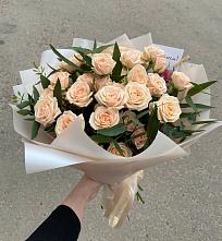 Букет Кремовые розы Латте в Новоалександровске