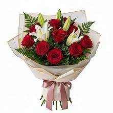 Букет цветов из:  Лилии и Розы в Новоалександровске
