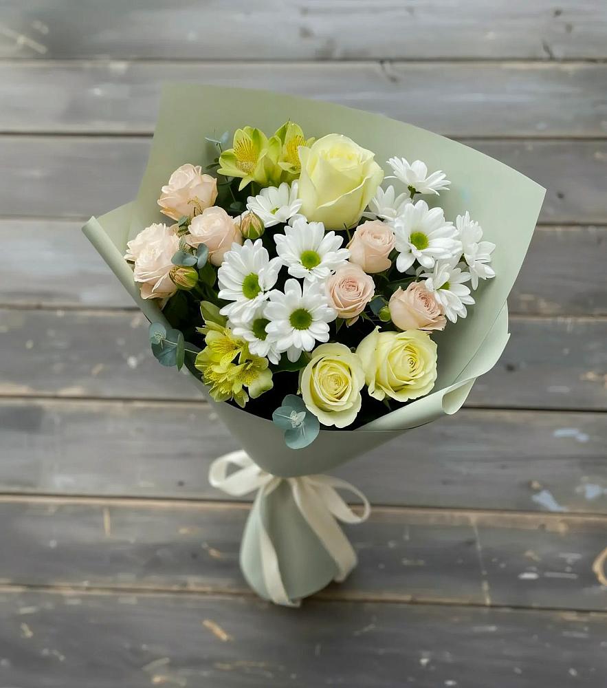 Букет цветов из: Альстромерии, Розы и Хризантемы в Новоалександровске