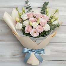 Букет цветов из:  Лизиантусы в Новоалександровске