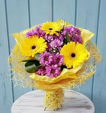 Букет цветов из:  Хризантемы и Герберы в Новоалександровске