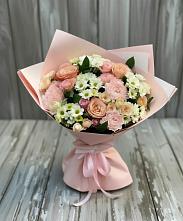 Букет цветов из:  Гвоздики, Розы и Хризантемы в Новоалександровске