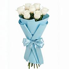 Букет 7 белых роз Проуд в Новоалександровске