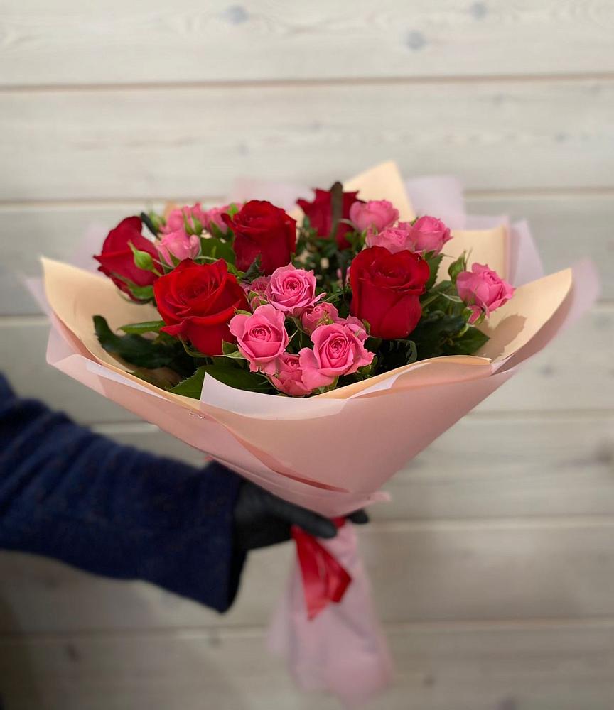 Букет цветов из: Розы в Новоалександровске