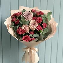 Букет цветов из:  Гвоздики и Розы в Новоалександровске