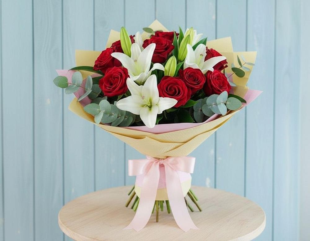 Букет цветов из: Лилии и Розы в Новоалександровске